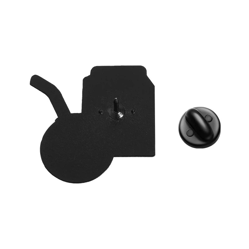 Pin Esmalte Capibara Tomando Mate | Broche "Yo Tomo Mate" – 3 Diseños